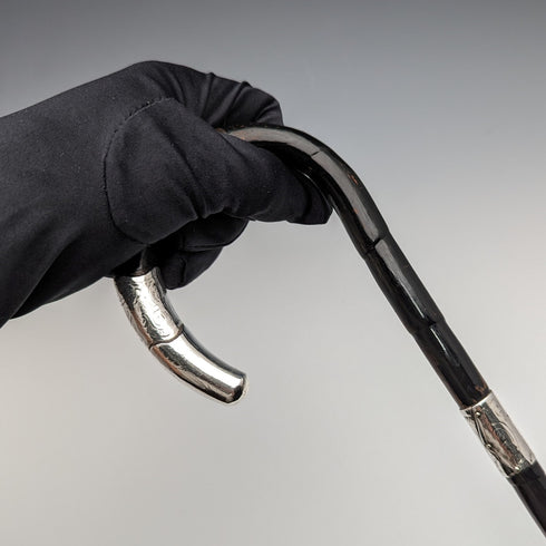 約 1910 年英國古董女士手杖,弧形手柄,純銀裝飾,83 厘米